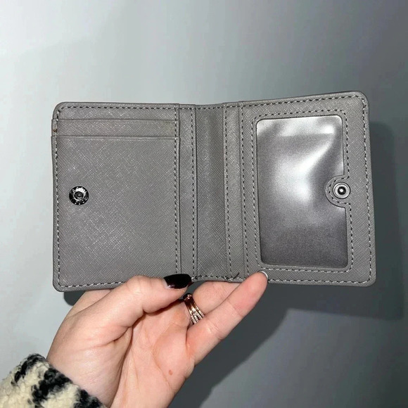 FOSSIL GRAY STUDDED WALLET - Picture 3 of 7